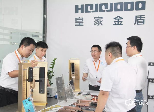 皇家金盾智能鎖董事長(zhǎng)劉建新：務(wù)實(shí)心態(tài)做產(chǎn)品，優(yōu)秀團(tuán)隊(duì)是核心