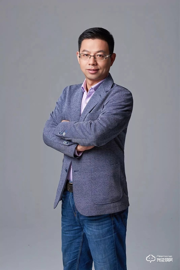 李建新：打造爆品，不要不好意思抱大腿，機會來了需要厚著臉抓住